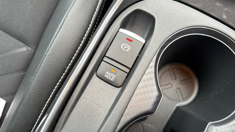 Nissan Juke 1.0 DiG-T 114 Tekna 5dr Petrol Hatchback